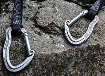 登山设备